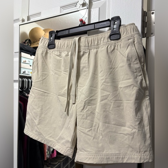 Apt. 9 Off-White Elastic Waist Shorts - Picture 1 of 3